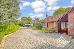 Photo 30- click for photo gallery